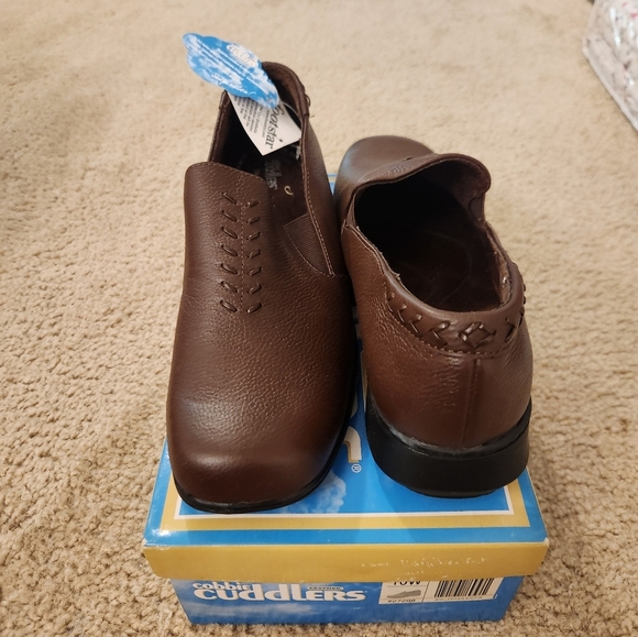 Cobbie Cuddlers Women's Shoes 10 W Brown Leather Loafer Slip On NIB - Picture 5 of 5
